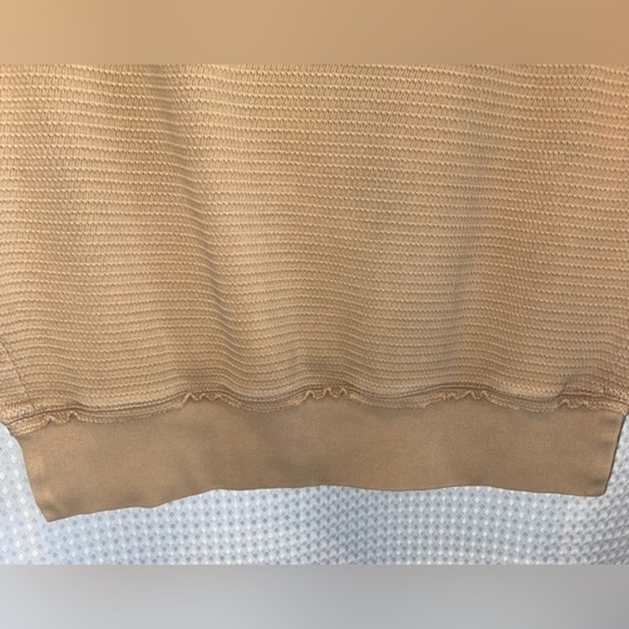 Women’s Reebok long sleeves 100% cotton oversized tan crewneck sweater Sz small - Picture 4 of 13